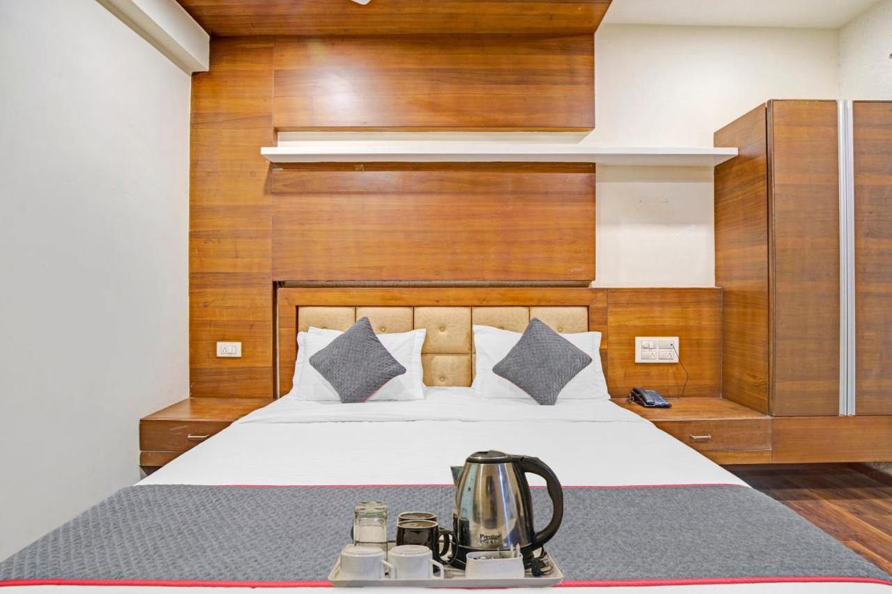 Hotel Navjivan Himatnagar Exterior foto